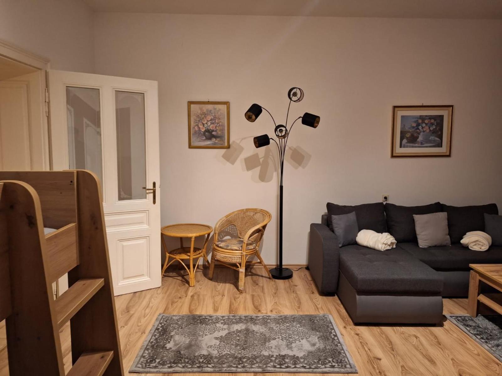 Villa Scs Naehe Wiener Neudorf Extérieur photo